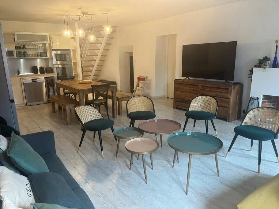 L'Escalier Du Chateau T4 Duplex 9 Couchages 4* アヌシー エクステリア 写真